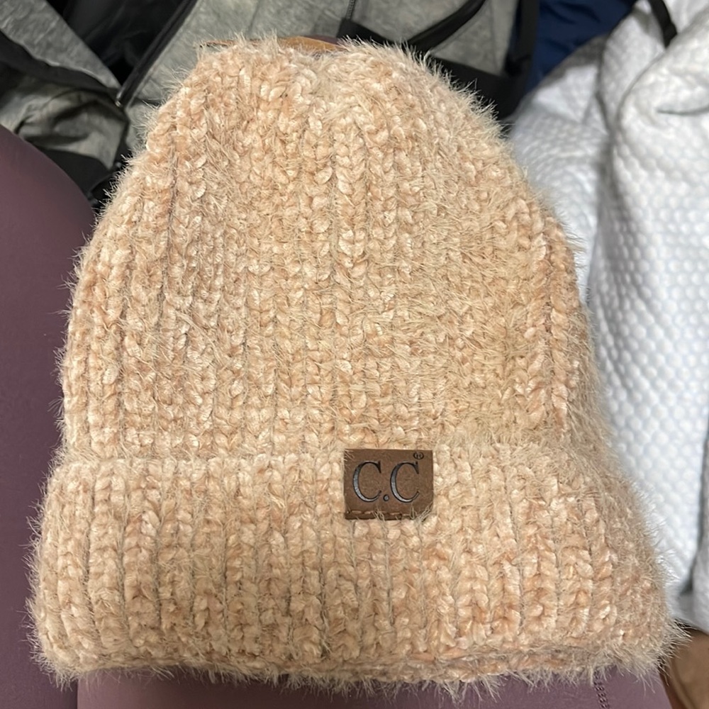 Fuzzy Chenille taupe beanie